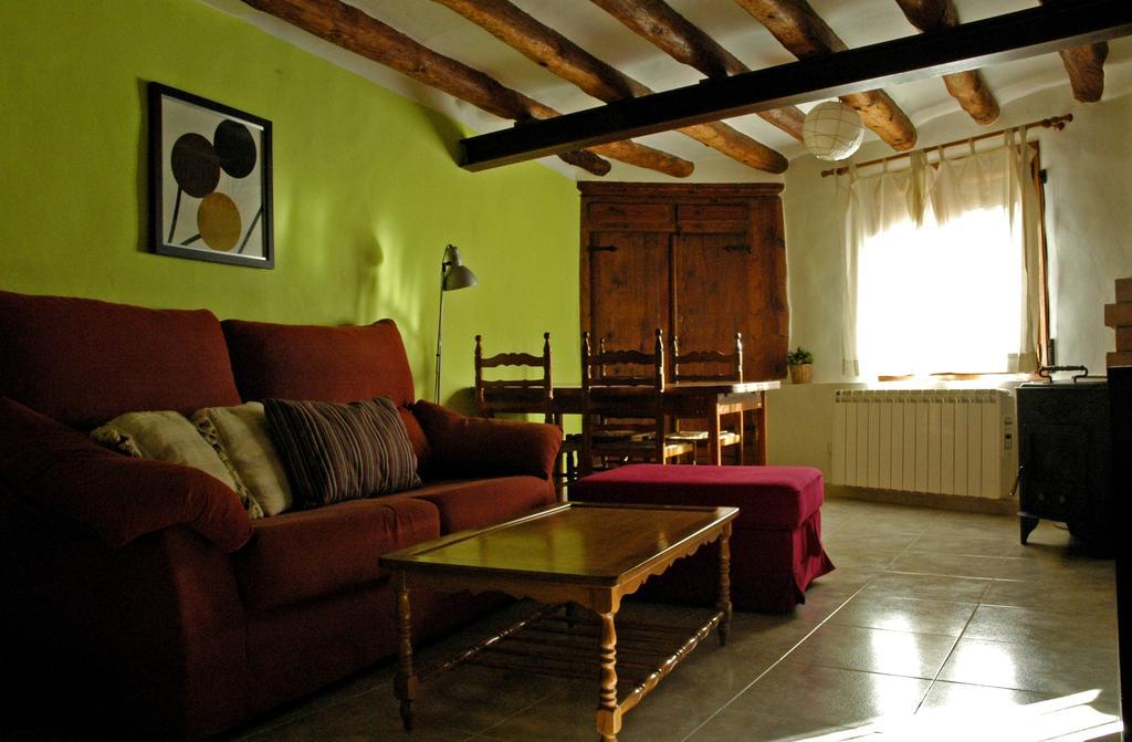 Gasthaus Casa Lugare Ayerbe Exterior foto